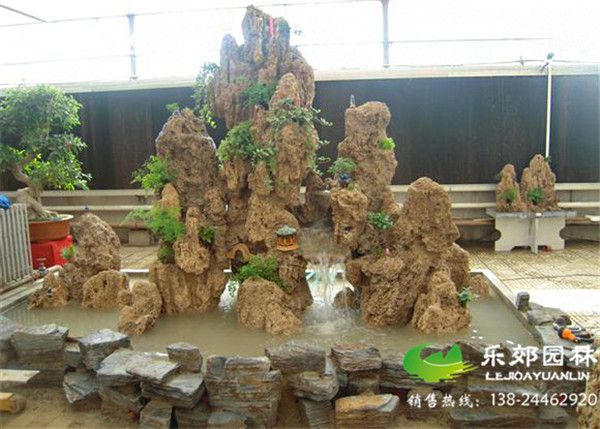 室內魚(yú)池假山設計實(shí)景圖3