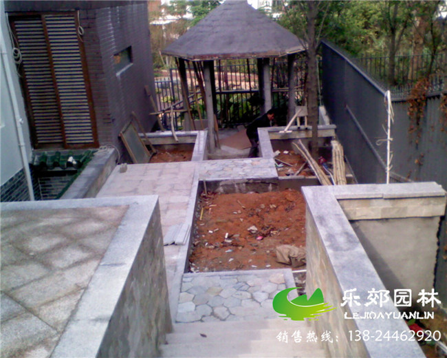 廣州番禺區庭院裝修案例現場(chǎng)施工圖2