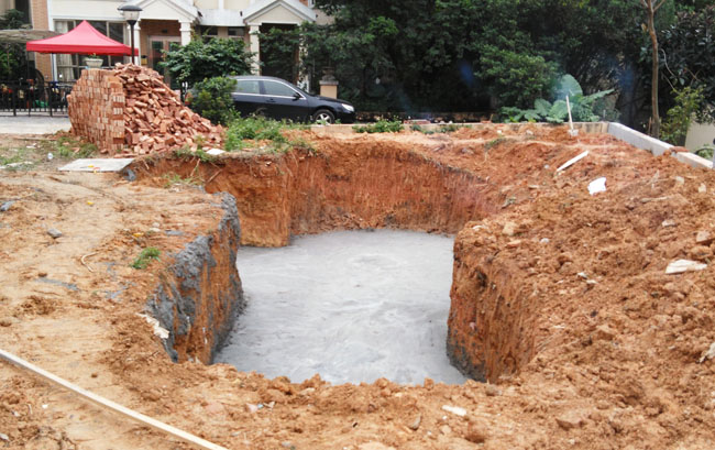 別墅魚(yú)池挖山圖片1