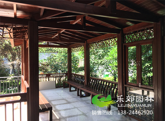 庭院防腐木長(cháng)廊樣式圖片2