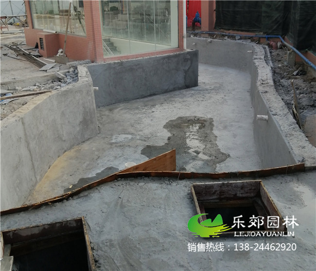 廣州南沙工業(yè)園景觀(guān)魚(yú)池圖片5