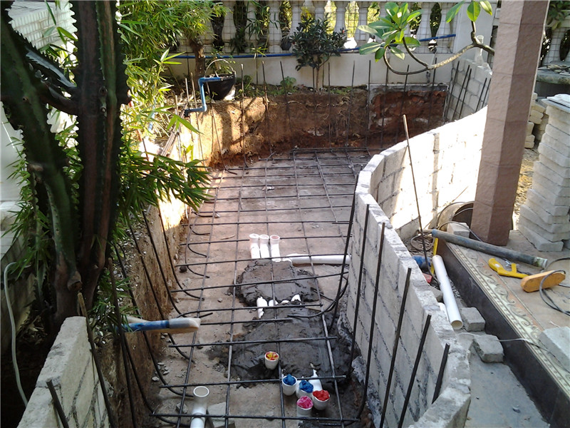 廣州番禺區洋房陽(yáng)臺魚(yú)池假山設計與制作圖片2